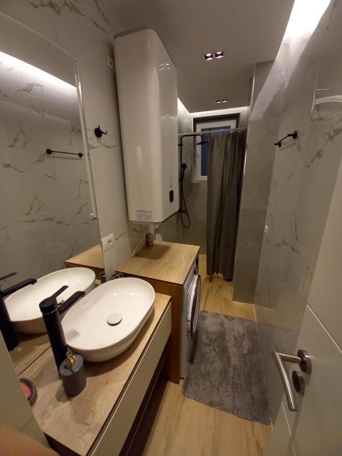 Rita Apartment Gjakova Buitenkant foto